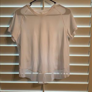 Lululemon workout tee with open back